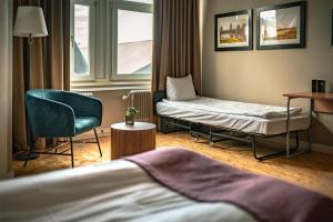 Standard Twin Room room in Sunlight Hotel Conference & Spa