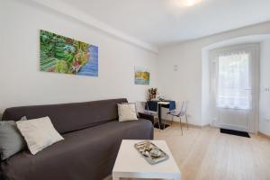 Taronico Apartments Duck