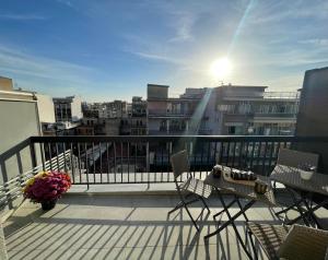 ThesSpacious Apartment