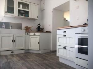 Maisons de vacances Logement pour 4 adultes a 800m des plages : photos des chambres