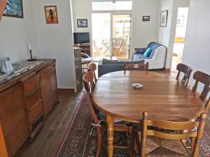 Desiree Arago 400m de la Plage