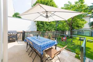 Villas Somptueuse maison- Piscine-Sauna-15 personnes - Calme : photos des chambres
