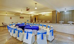 Blue Moon Residency Hotel & Restaurant