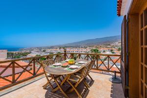 Buenavista Panoramic Villa in Costa Adeje