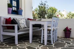 Avra Pension Ios Greece