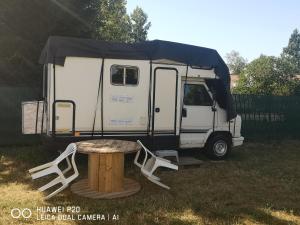 obrázek - chambre en camping car