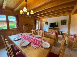 Chalets Chalet Samoens, 5 pieces, 11 personnes - FR-1-624-66 : photos des chambres