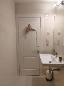 Studio with balcony in Vinohrady