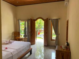 Kubu Padi Wooden House