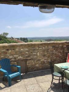 Appartements Uzes proche,charmant pied a terre avec terrasse : photos des chambres