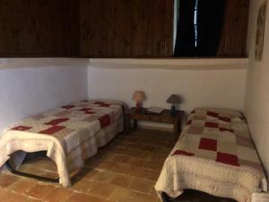 B&B / Chambres d'hotes chateau de Paulignan : photos des chambres