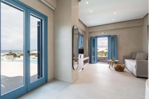 Aura Suites Paros