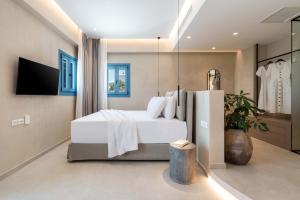 Aura Suites Paros