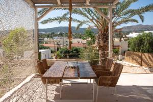 TERRA E SOLE spa suite Aegina