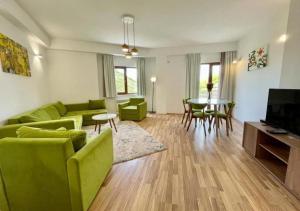 Domini LakeView Apartment