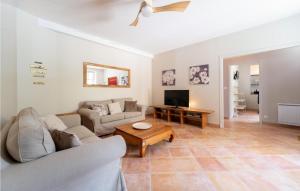 Maisons de vacances Nice Home In Villegly With Wifi, Heated Swimming Pool And 2 Bedrooms : photos des chambres