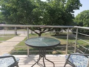 Konstantina - Néa Thésis