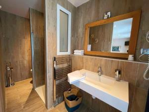Hotels Hotel La Rencluse : Chambre Double avec Terrasse