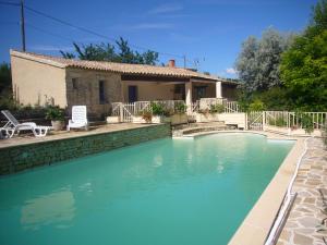 Maisons de vacances Goult (LUBERON) A 150 m de la piste cyclable Maison en campagne avec Gde piscine : photos des chambres