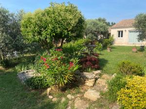 Maisons de vacances Residence Soleado Maison jumelee a 800m du centre ville de Bedoin : photos des chambres