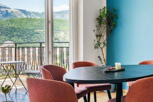 2-floor penthouse with stunning views