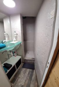 Appartements Appart COSY 2 ch Caluire et Cuire Lyon : photos des chambres