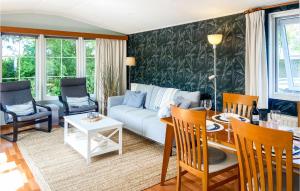 Beautiful Stacaravan In Goedereede