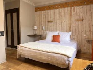 Hotels Hotel La Rencluse : photos des chambres