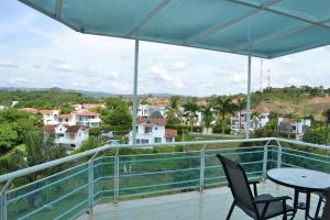 Hermosa casa con piscina y BBQ en Melgar