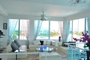 Hermosa casa con piscina y BBQ en Melgar