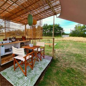 Tentes de luxe La Prairie Etoilee Luxury Glamping : photos des chambres