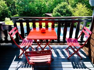 Maisons d'hotes Aux Couleurs d'Alsace : Chambre Familiale avec Terrasse 