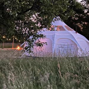 Tentes de luxe La Prairie Etoilee Luxury Glamping : photos des chambres