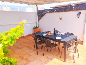 Penthouse with Jacuzzi and spectacular Sea Views