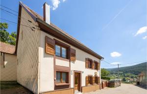 Maisons de vacances Awesome home in Natzwiller with 2 Bedrooms and WiFi : photos des chambres