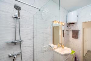 Cozy Apartment Marija with Garden