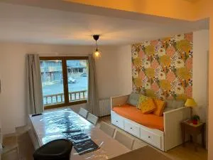 Le fleuri ensoleillé de Guzet - Ustou