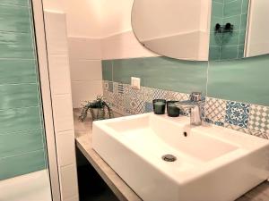 Pansini Ruggieros Rooms B&B Zona Ospedaliera, Metro Policlinico, Pascale, Cardarelli