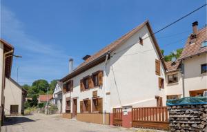 Maisons de vacances Awesome home in Natzwiller with 2 Bedrooms and WiFi : photos des chambres