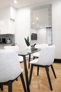 Chic 1-Bedroom Retreat in Montreals Vibrant Plateau Mont-Royal Area - Apt 3