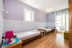 Cozy Apartment Branka with nice Garden 