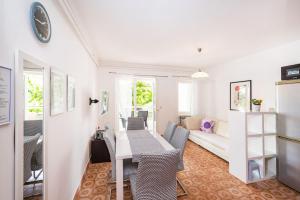 Cozy Apartment Branka with nice Garden