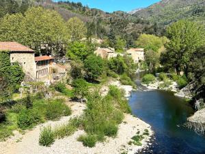 Maisons de vacances La Mazette, les pieds dans l'eau ! 10 Pers : Maison 4 Chambres