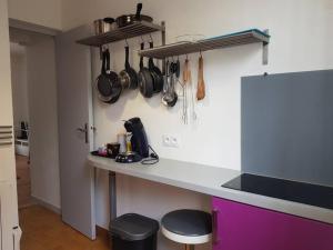 Appartements Studio RDC avec cour a 3min a pied de la plage : photos des chambres