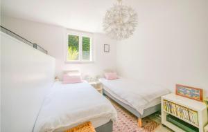 Appartements 2 Bedroom Lovely Apartment In Poitiers : photos des chambres