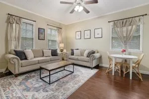 Main Street Charmer - Cypremort