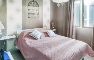 2 Bedroom Nice Home In Lachapelle-Auzac