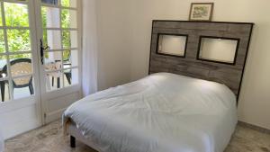 Villas Villa entiere au calme dans village provencal : photos des chambres