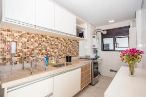 Flat Vista Linda - 100M Da Praia de Pitangueiras 5111