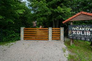 Forest Amerika - Ivcakova koliba